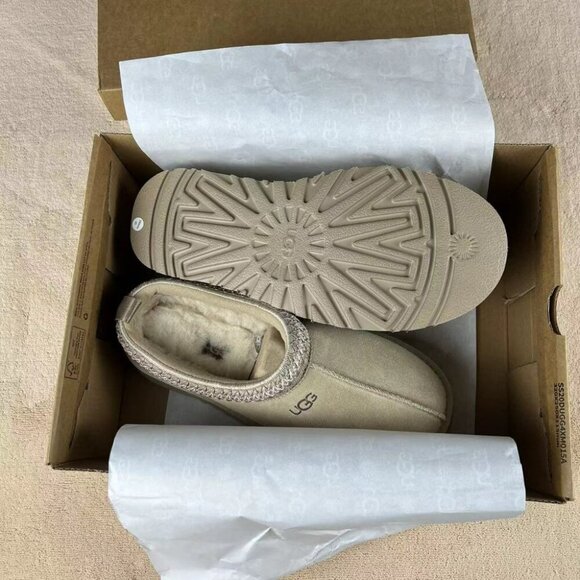 UGG Tan Suede Platform Slip-Ons - Picture 7 of 7